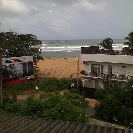 Bed and Breakfast The Ocean Unawatuna Exterior foto