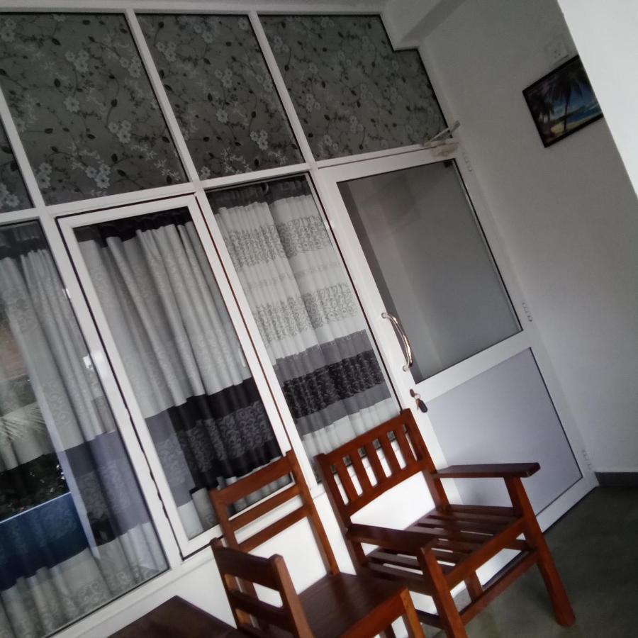 Bed and Breakfast The Ocean Unawatuna Exterior foto