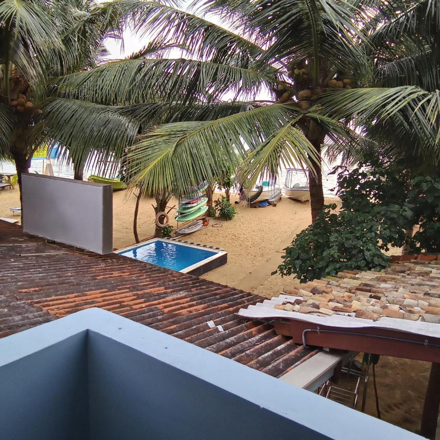 Bed and Breakfast The Ocean Unawatuna Exterior foto
