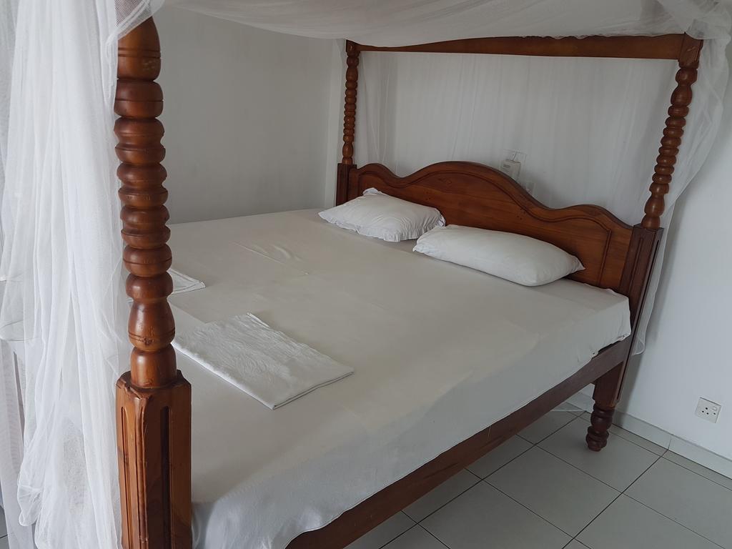 Bed and Breakfast The Ocean Unawatuna Exterior foto