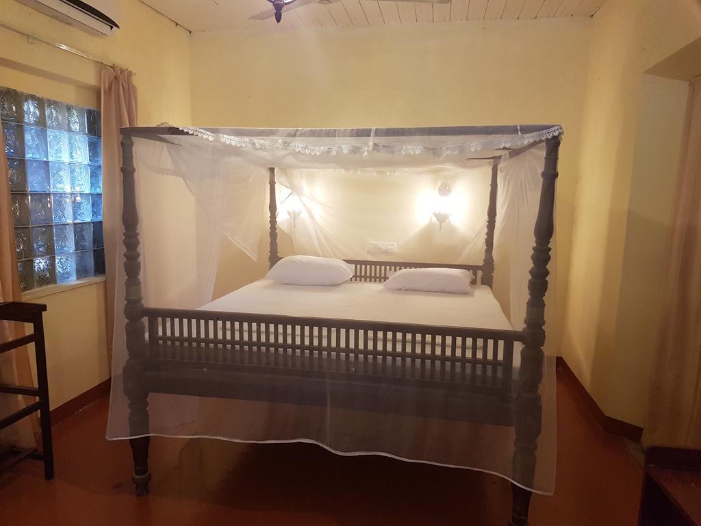 Bed and Breakfast The Ocean Unawatuna Exterior foto